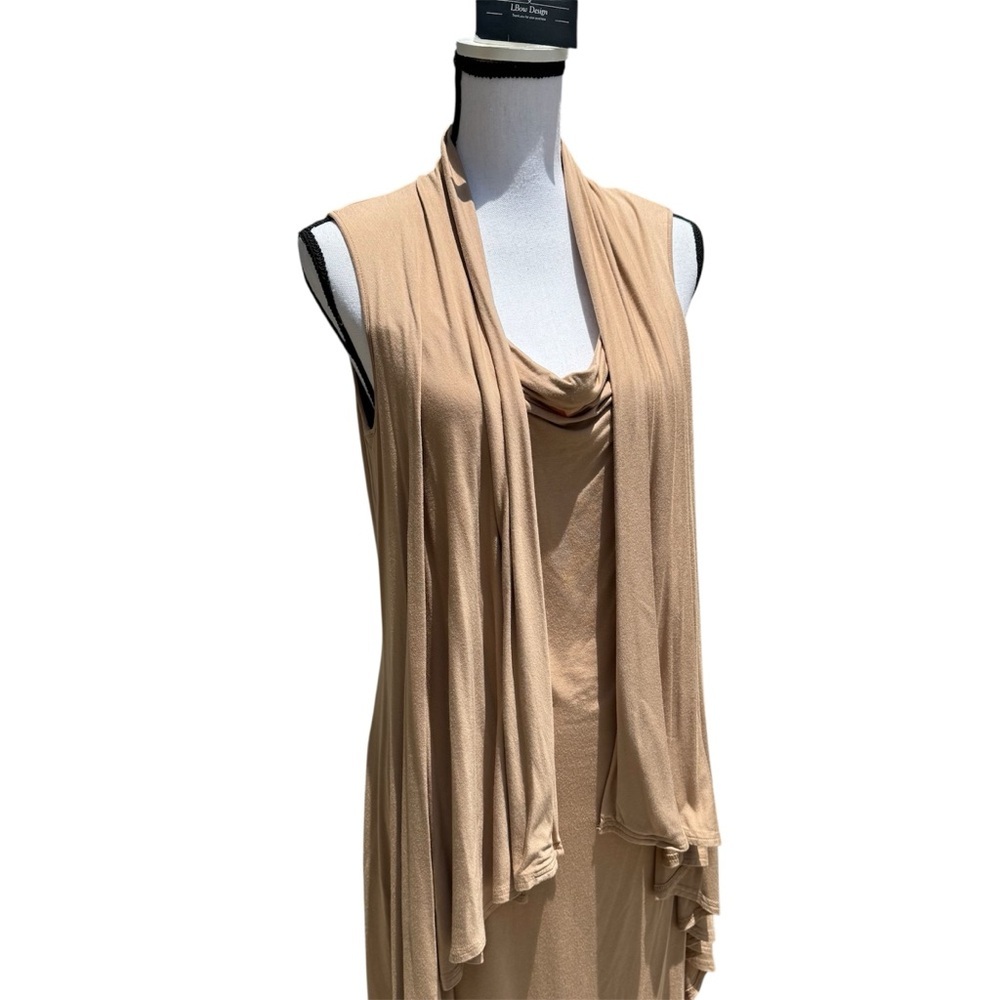Calvin Klein Sheath Dress with Waterfall front panel. Size 6 - Picture 3 of 10